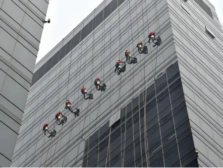 Maintenance & Nettoyage de Façade d'Immeuble