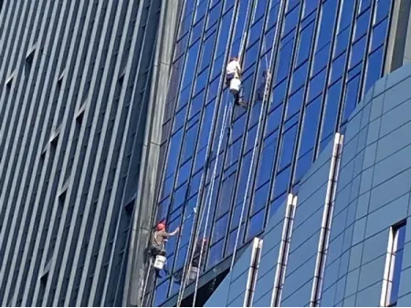 Maintenance & Nettoyage de Façade d'Immeuble