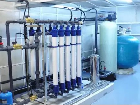 Système d'ultrafiltration en membranes / Système de membranes d'ultrafiltration / Système membranaire d'ultrafiltration