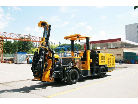 Jumbo de forage Hydraulique, HT72-C  (pour l’exploitation minière)
