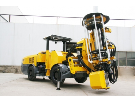 Jumbo de forage hydraulique avec changeur automatique de tiges, HT71  (pour l’exploitation minière)