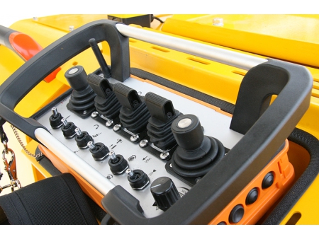 Jumbo de boulonnage hydraulique HT92-D (Hauteur minimale de section : 2,8 m)