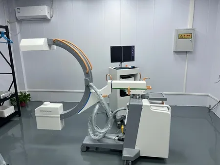 Arceau chirurgical mobile à capteur plan
