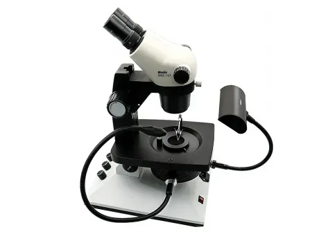 Microscope pour la gemmologie  (incliné 0-45°)