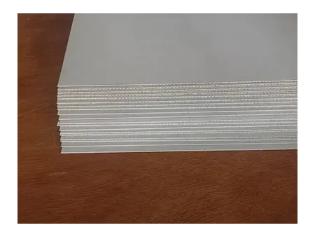 Machine de lamination automatique à grande vitesse pour carton ondulé