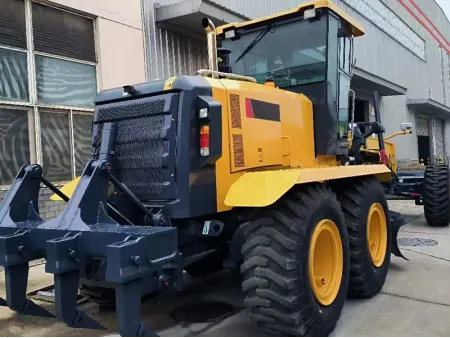 PY240H  Niveleuse