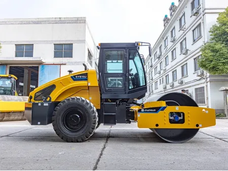 GYS10J  Rouleau vibrant monocylindre / Compacteur de sol