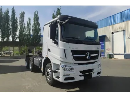 Tracteur routier 6×6