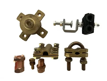 Accessoires pour pylônes de télécommunications