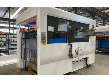 Presse de découpage à plat semi-automatique