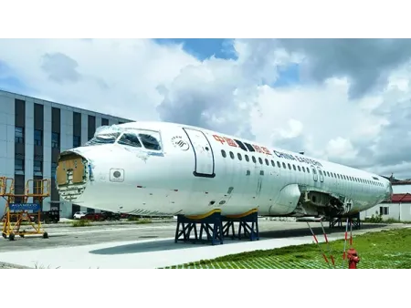 Cabine de peinture aéronautique