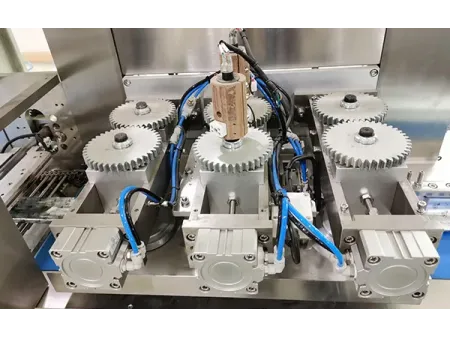 Ensacheuse horizontale flowpack HFFS à bobine inférieur