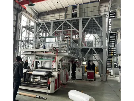 Machine de moulage par coextrusion-soufflage (films PE/PP à 5-11 couches)