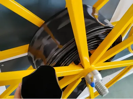 Ligne d’extrusion de gaines plates en PE