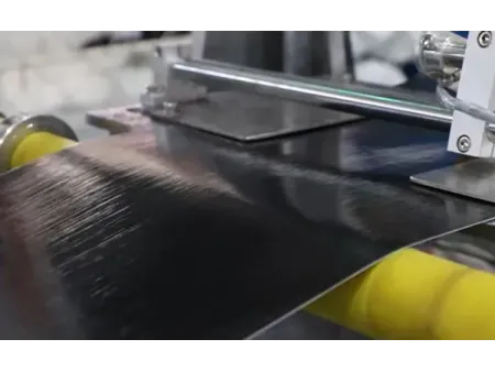 Ligne d’extrusion de gaines plates pré-perforées