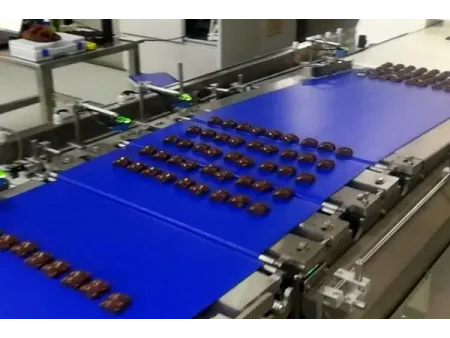 Ligne automatique d’emballage de gaufrettes et de chocolat