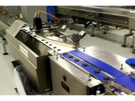 Ligne automatique d’emballage de gaufrettes et de chocolat