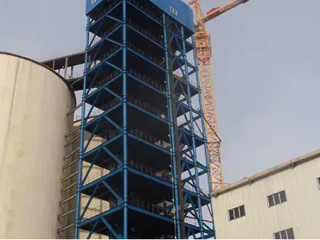 Structures métalliques pour systèmes de manutention de matériaux en vrac
