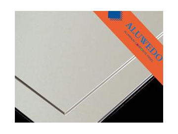 Panneau composite en aluminium et polyéthylène - surface mate