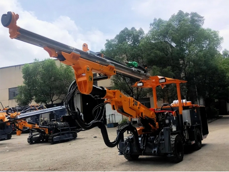 Foreuse hydraulique Jumbo à percussion supérieure KJ 212