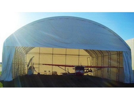 Hangar d'avion en toile