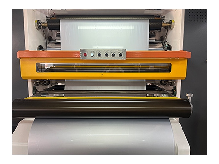 Contrecolleuse sans solvant triplex, A400-3V