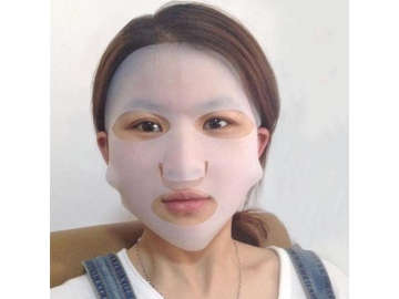 Masque visage en silicone
