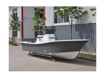 Bateau de pêche en fibre de verre SW580