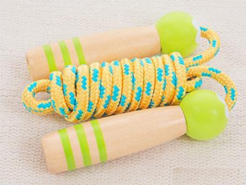 Corde à sauter en bois