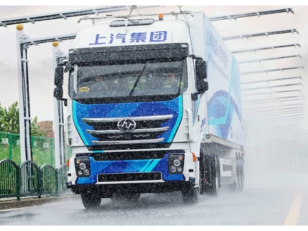 Tracteur routier 4×2 BEV (Genlyon)