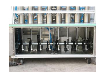 Machine de remplissage automatique pour liquide ZHS-8