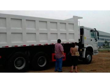 Camion benne 8×4