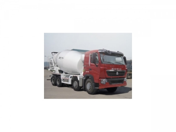 Camion malaxeur 8x4