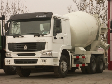 Camion toupie 8m³