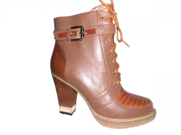 Bottines à talon épais
