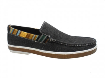 Chaussures en canevas