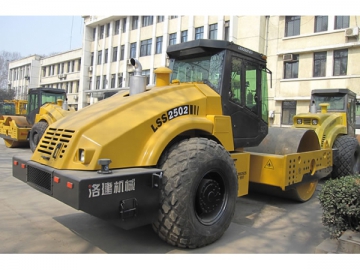 Compacteur vibrant monocylindre <small>(Rouleau compresseur série LSS 17000kg-25000kg)</small>