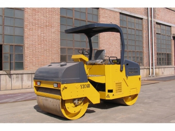 Rouleau compresseur 6000kg <small>(modèle YZC6B)</small>