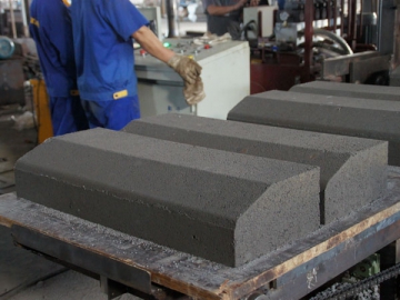 <strong>Moules pour blocs de béton</strong>