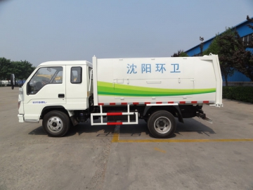 Camion à ordures fermé 7 m³