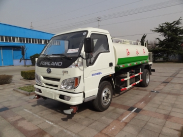 Camion arroseur 4 m³