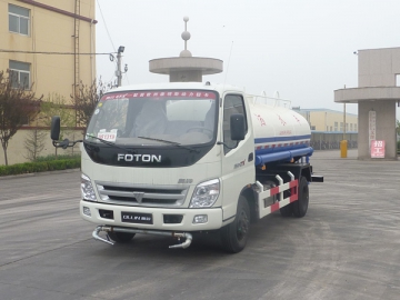 Camion arroseur 6 m³