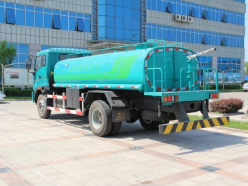 Camion arroseur 10 m³