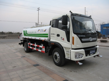 Camion arroseur 10 m³