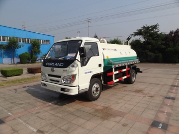 Camion aspirateur 4 m³