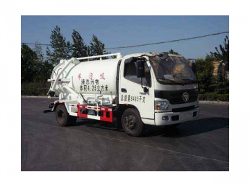Camion aspirateur 5 m³