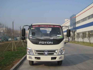Camion aspirateur 5 m³