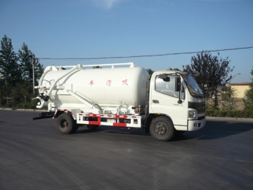 Camion aspirateur 9 m³