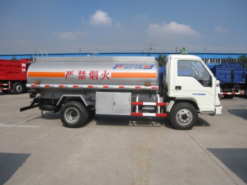 Camion-citerne de carburant 5 m³