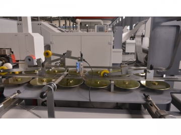 Machine de fabrication de sacs en papier <small>(sacs en papier à fond carré, moyenne ou grande taille)</small>